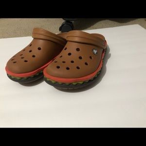 RARE BURGER CROCS 🍔